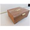 Image 7 : Small Wooden Box with Jewelry