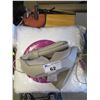 Image 1 : HOMEDICS NECK MASSAGER WITH HEAT/BEDDING ESSENTIALS ULTRA SOFT OVERSIZED EURO PILLOW/CUTTING