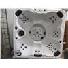 Image 1 : CAL SPA STERLING SILVER ACRY 90X90, MIST BASE, 61JETS, BENCH, WATERFALL CASCADE 5BHP 2SPD 60HZ