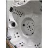 Image 2 : CAL SPA STERLING SILVER ACRY 90X90, MIST BASE, 61JETS, BENCH, WATERFALL CASCADE 5BHP 2SPD 60HZ