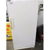 Image 1 : WHITE KENMORE UPRIGHT FREEZER (32X27X65")