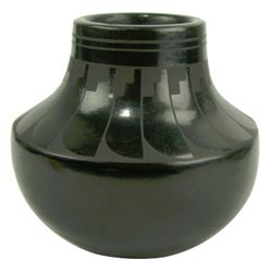 San Ildefonso Pottery Jar - Alice & Ruben Martinez