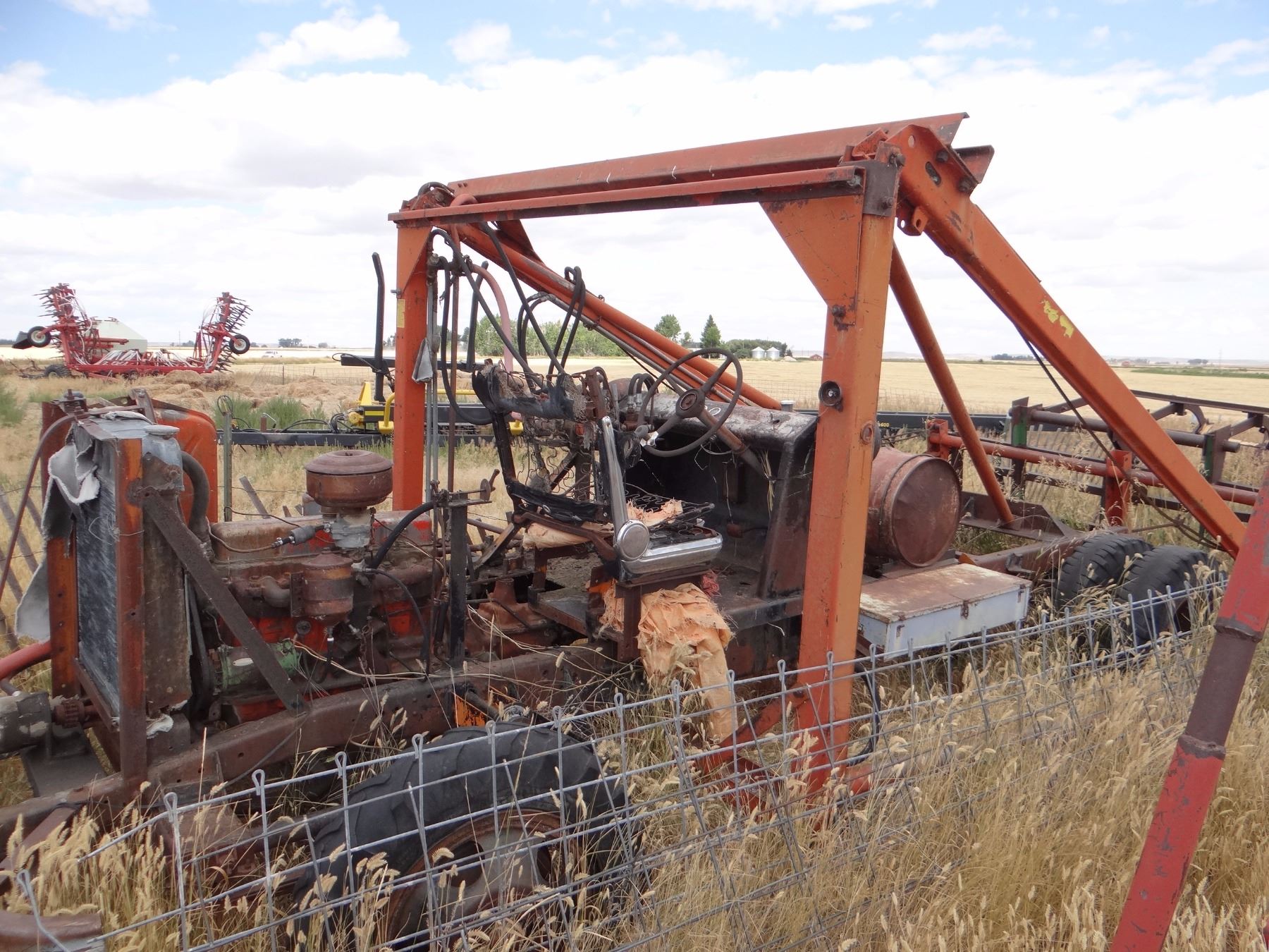 Farmhand F10 truck loader, needs work