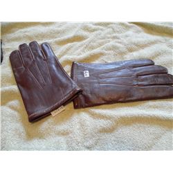 RCMP leather gloves size 12