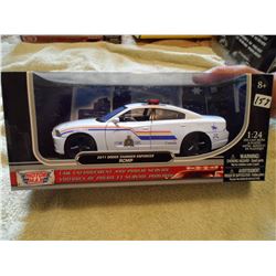 RCMP Dodge charger 1:24