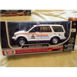RCMP Ford Expedition 1:24