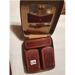 Mens Grooming set in grreat condition