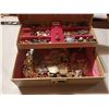 Image 1 : Jewellery box with costume jewellery