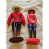 Image 3 : 2 RCMP figurines