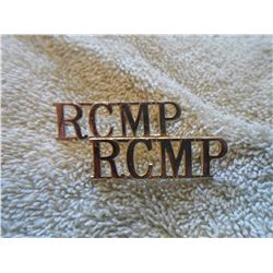 RCMP 2 shoulder badges lot 1