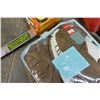 Image 2 : RUBBERMAID COOLER NEW TSHIRTS BAG OF BEDDING AND TOY CHAINSAW