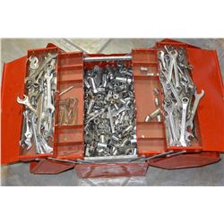 LARGE CRAFTSMAN TOOLBOX WITH CONTENTS