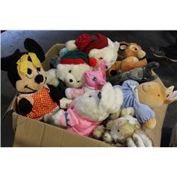 BOX OF STUFFED ANIMALS