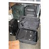 Image 1 : 5 PIECES OF LUGGAGE