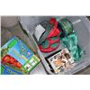 Image 2 : TOTE OF GARDEN SUPPLIES