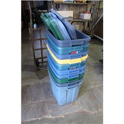 TEN RUBBERMAID TOTES WITH THREE LIDS