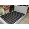 Image 2 : NEW QUEENSIZE HOME ELEGANCE MODERN GREY PLATFORM STORAGE LIFT BED RETAIL $1799