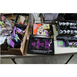 TRAY OF HALLOWEEN LIGHTS AND DECOR