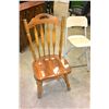 Image 2 : PINE ARROWBACK CHAIR