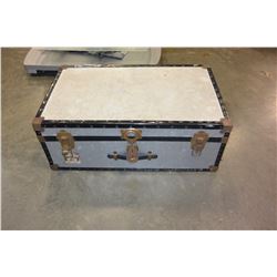STORAGE TRUNK