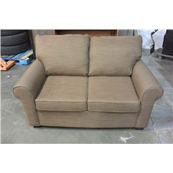 NEW HOME ELEGANCE MODDERN BROWN FABRIC PILLOW BACK LOVESEAT RETAIL $899