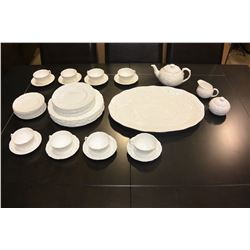 COAL PORT COUNTRYWARE DINNERWARE AND TURKEY PLATTER