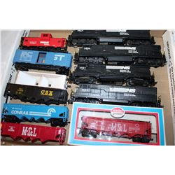 TRAY OF HO SCALE TRACK WITH BUILT IN RAIL BED AND CONTROLLER