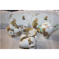 SHELLEY HEATHER BONE CHINA MADE IN ENGLAND TEASET