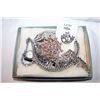 Image 1 : BOX OF ESTATE RHINESTONES