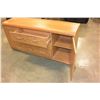 Image 3 : OAK DRESSER