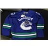 Image 1 : NEW XL CANUCKS JERSEY