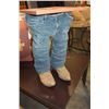 Image 2 : COWBOY LEG ENDTABLE