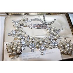 RHINESTONE AND PEARL NECKLACE AND EARRING SET