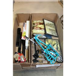 TRAY OF SMALL COLLECTIBLES AND THREE MAGLITE FLASHLIGHTS