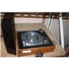 Image 1 : DUAL 1214 RECORD PLAYER