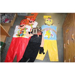 FOUR KIDS HALLOWEEN COSTUMES