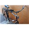 Image 2 : BURGUNDY MOUNTAIN TOUR BIKE