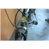 Image 2 : BLACK SPECKLED GT BIKE