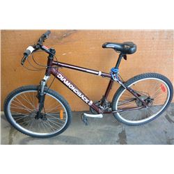 BURGUNDY AND WHITE DIAMOND BACK BIKE