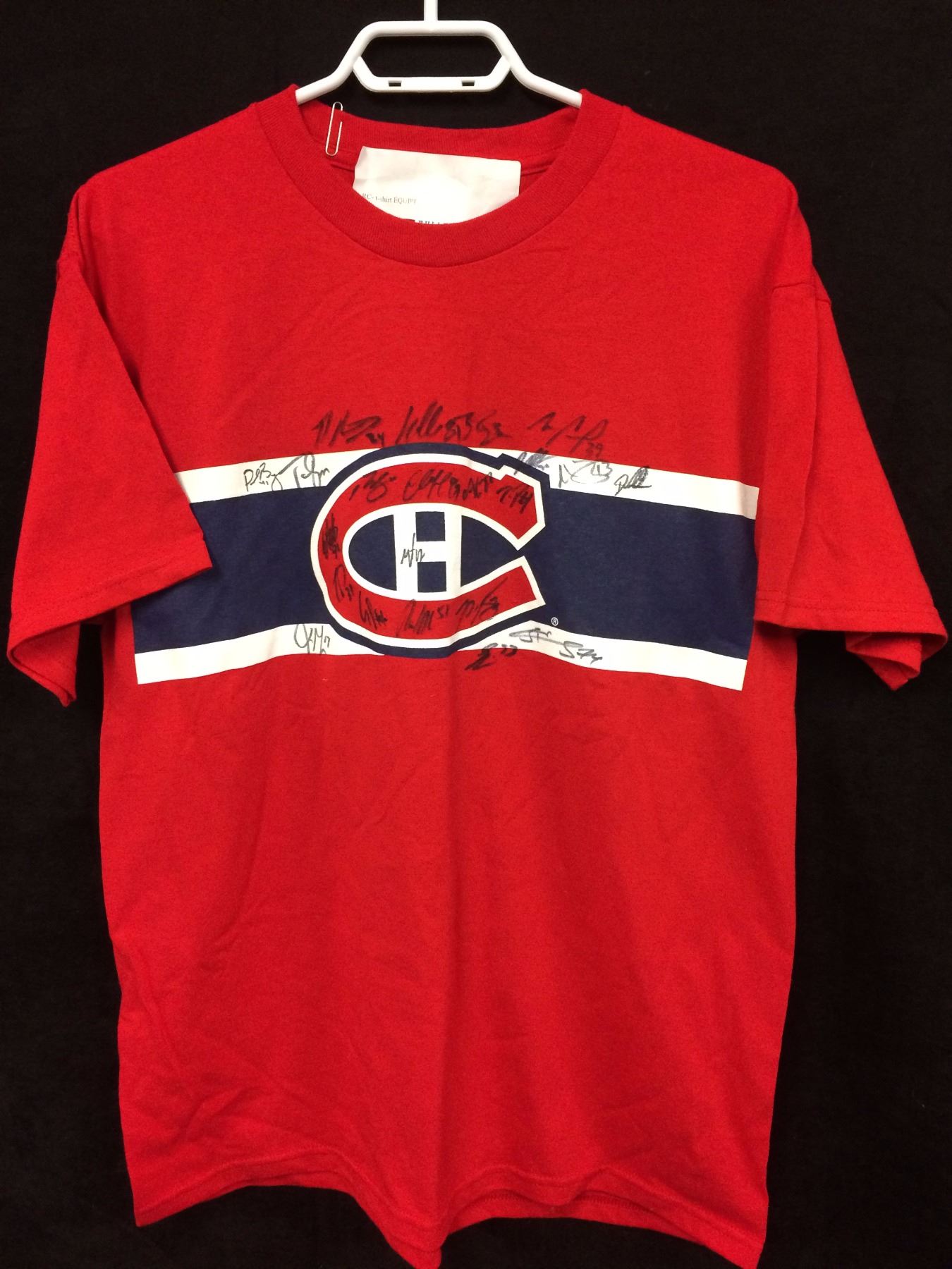 201516 TEAM AUTOGRAPHED MONTREAL CANADIENS TSHIRT W/ CENTER ICE COA