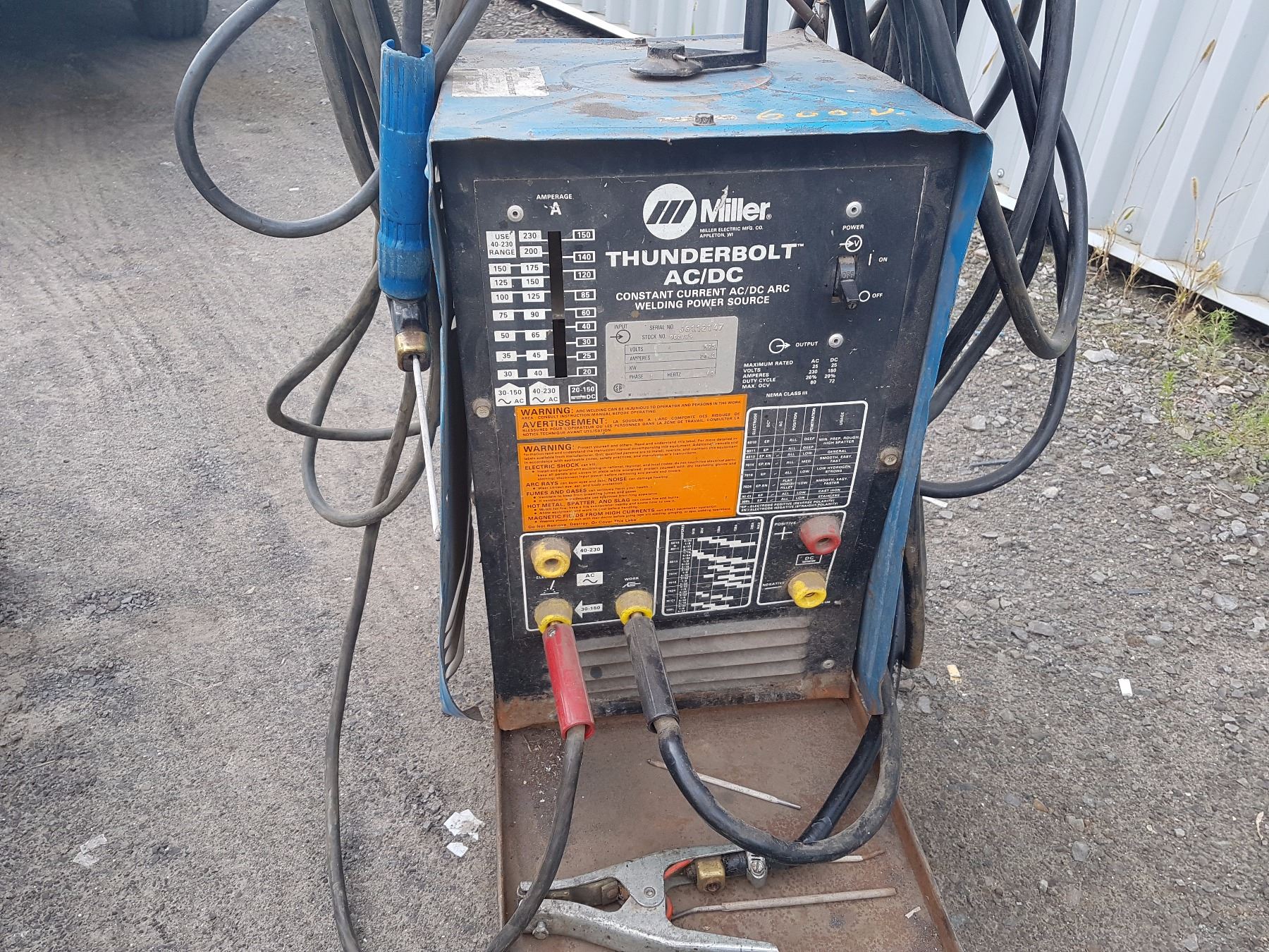 Miller ThunderBolt AC/DC Welding Machine