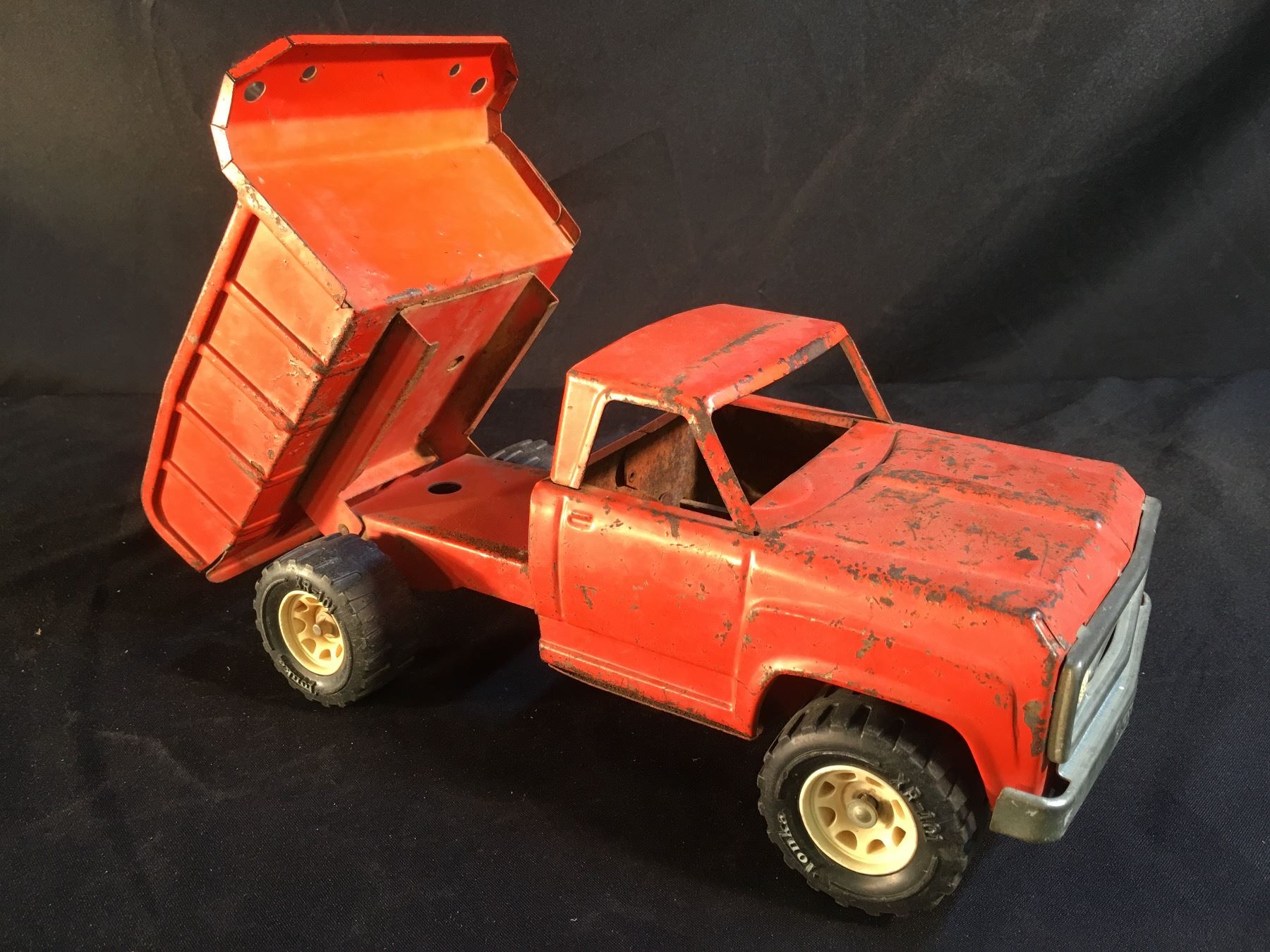 All metal tonka trucks Clearance