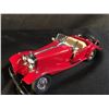 Image 2 : PRECISION MODELS 1935 MERCEDES-BENZ 500K SPECIAL ROADSTER SCALE DIE CAST MODEL CAR, IN DISPLAY