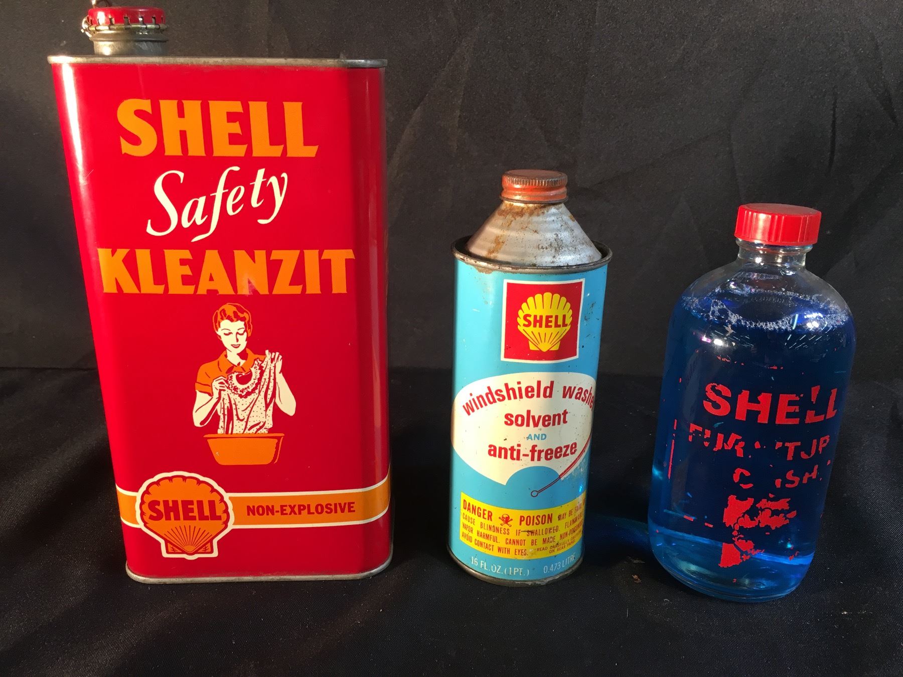 COLLECTION OF 3 VINTAGE SHELL HOUSEHOLD PRODUCTS INC.