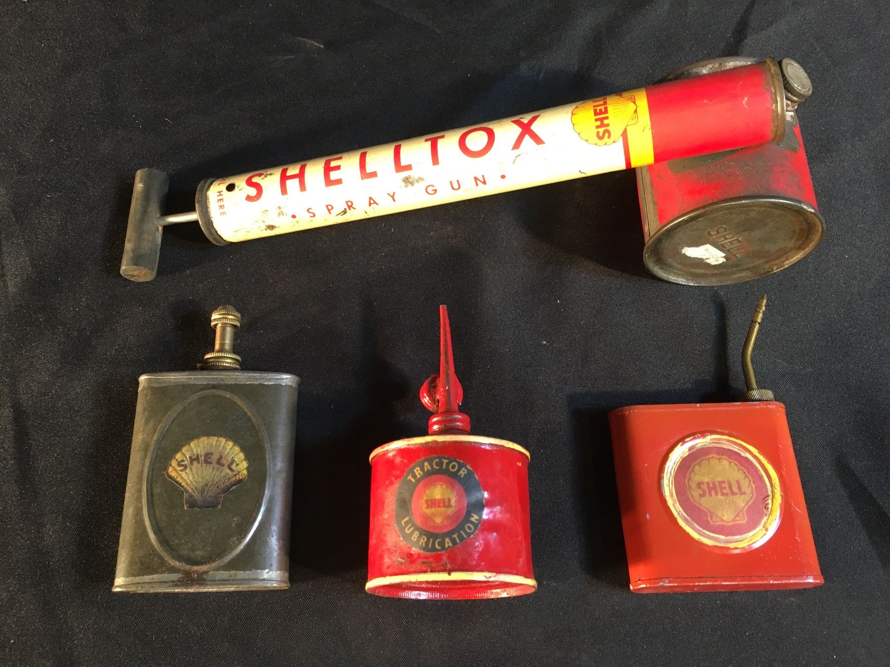 COLLECTION OF VINTAGE SHELL OIL CONTAINERS INC. SHELLTOX VINTAGE SPRAY ...