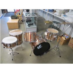 WESTBURY 7 PIECE DRUM KIT WITH 2 DRUM STICKS