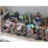 Image 2 : SHELF LOT OF MISC CLEANERS/BATHROOM PRODUCT/DRINKS/CANNED GOODS/ETC