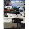 Image 1 : BLUETOOTH HANDS FREE REARVIEW MIRROR WITH GPS (CRACKED SCREEN)/RAND MCNALLY 5" TRIPMAKR RVND 5510