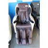 Image 2 : TITAN BROWN AND BEIGE MASSAGE CHAIR RETAIL VALUE $4000