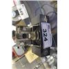 Image 1 : IBT BROWNIE AUTOMATIC CAMERA